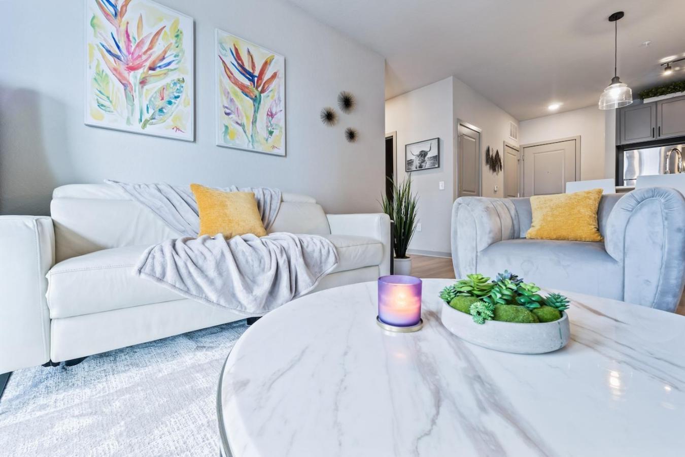 Апартаменты Tropicana Field 2 Bed In Dwtwn With Free Parking Сент-Питерсберг Экстерьер фото