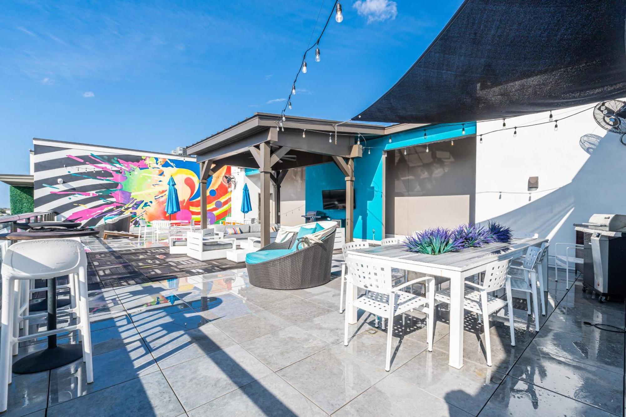 Апартаменты Tropicana Field 2 Bed In Dwtwn With Free Parking Сент-Питерсберг Экстерьер фото